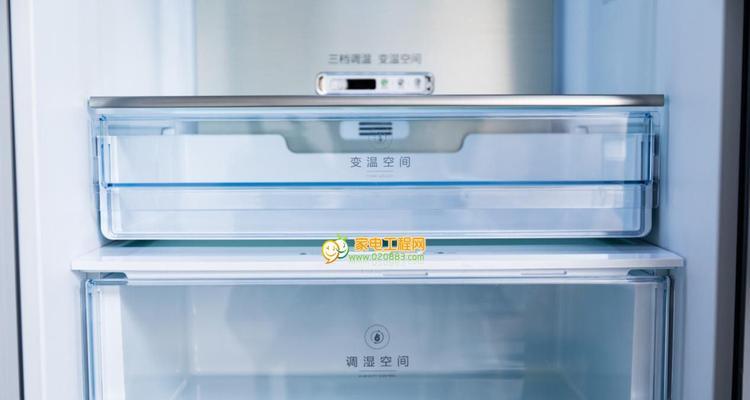 冰箱变温层结冰的处理方法（轻松应对冰箱变温层结冰的实用技巧）