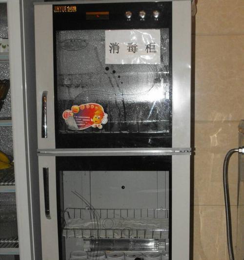如何修理饮水机回水过多问题（解决回水过多的方法及步骤）