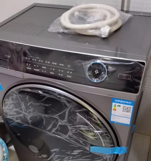 解决海尔洗衣机下水管道堵塞的方法（怎样疏通海尔洗衣机下水管道）
