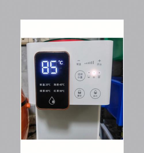 饮水机自动抽水的原因（提高生活效率）