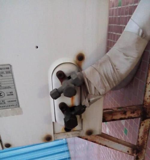 空调滴水的原因与解决方法（解析空调滴水的原因及应对措施）