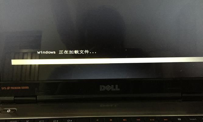 电脑屏黑了怎么办（解决电脑屏黑的常见问题和方法）