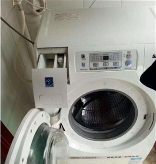 半自动洗衣机清洗指南（一步步教你轻松清洗半自动洗衣机）