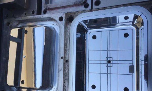 冰柜模具制作方法及应用技巧（打造高效耐用的冰柜模具）