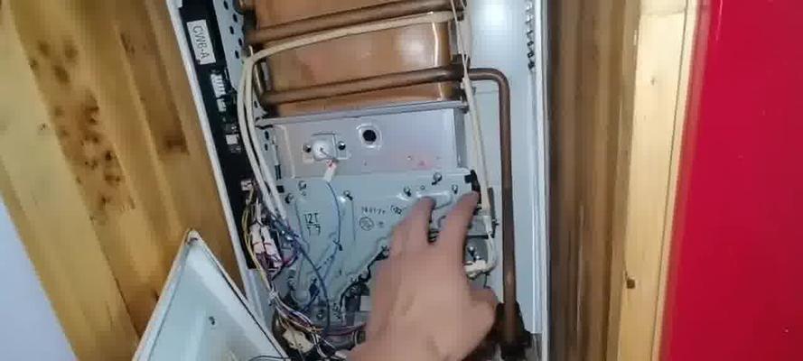 万和热水器显示E9故障原因及解决方法（排查E9故障的关键步骤和注意事项）