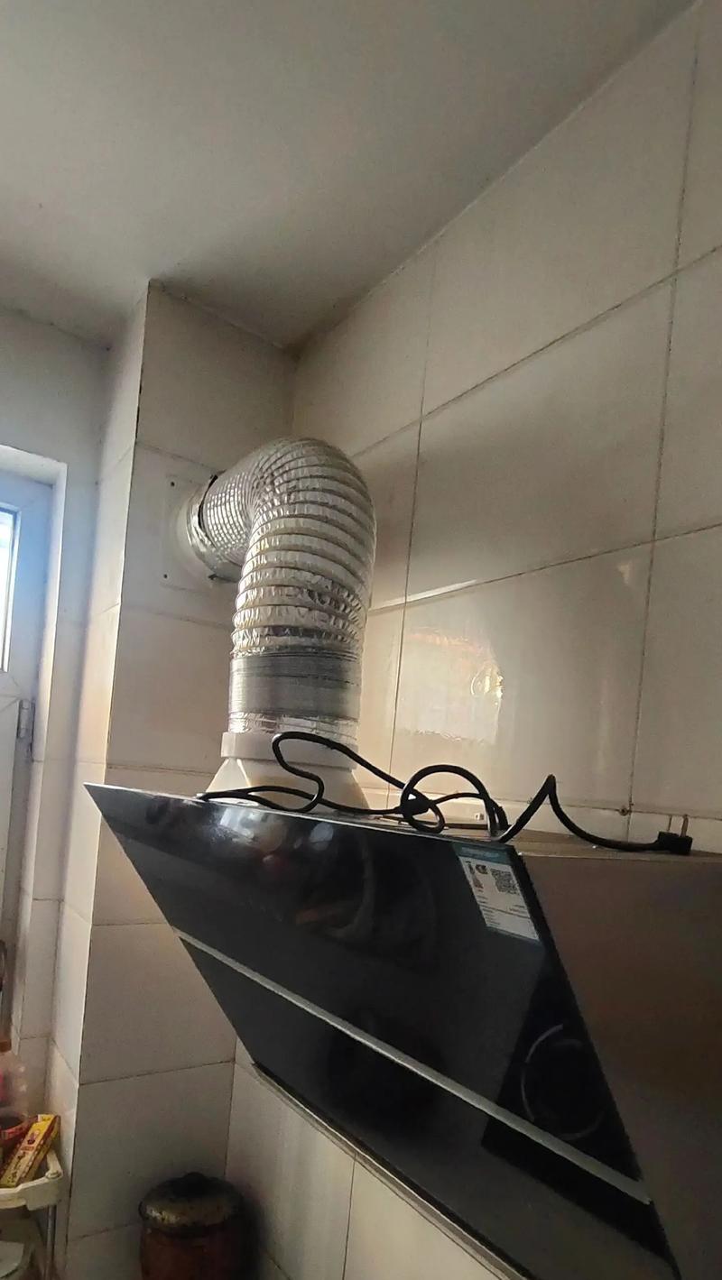  油烟机拆卸清洗步骤是什么？如何确保清洗干净？