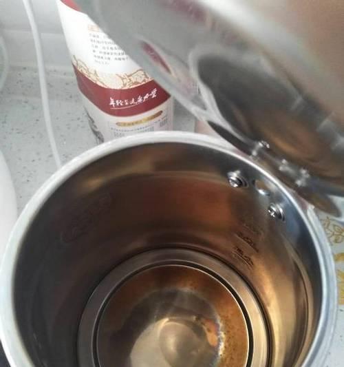 集成灶有水垢怎么办？如何快速有效去除集成灶水垢？