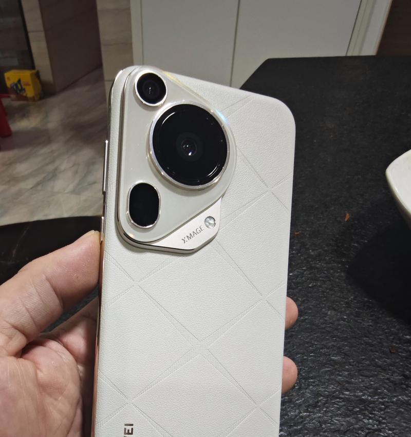 手机摄像头焦段传感器的作用是什么？它对拍照效果有何影响？