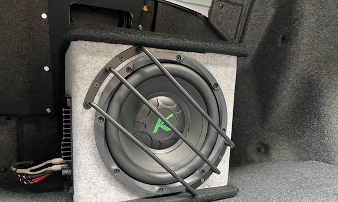 凌派本田车机音响设置的具体位置？