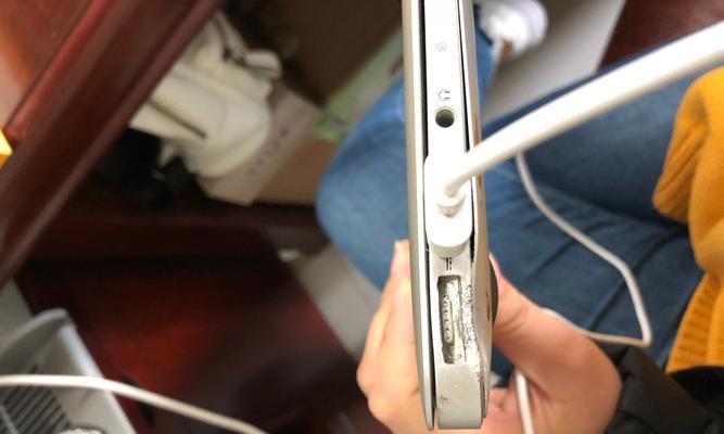 苹果电脑充电口烧坏的解决办法是什么？