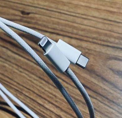 充电器上铺线如何正确引出？