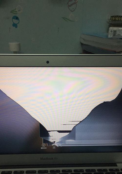 撬外壳时如何避免损坏电脑？