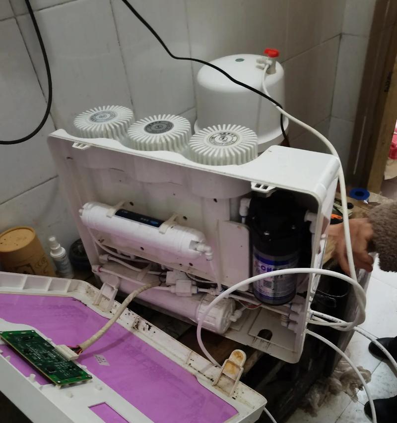 解决新净水器水泵不启动的问题（应对新净水器水泵无法运转的具体措施）