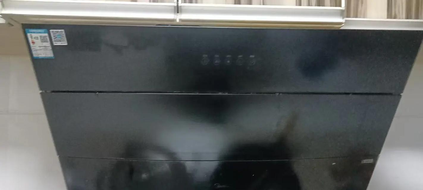 如何正确打开油烟机滤网清洗（油烟机滤网清洗步骤详解）